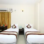 Oyo 10106 Hotel Nlbr