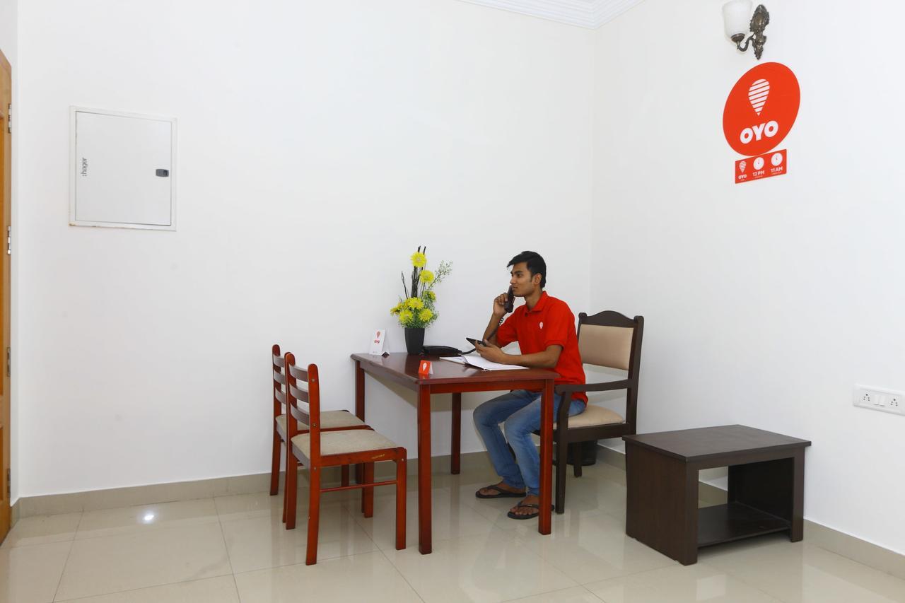 Oyo 10106 Nlbr Hotel