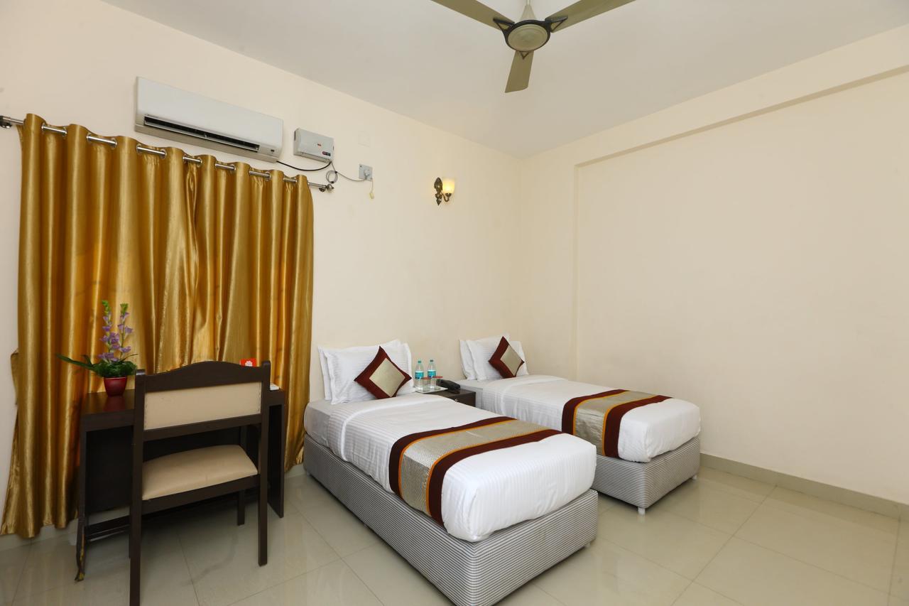 Hotel Oyo 10106 Nlbr 3*